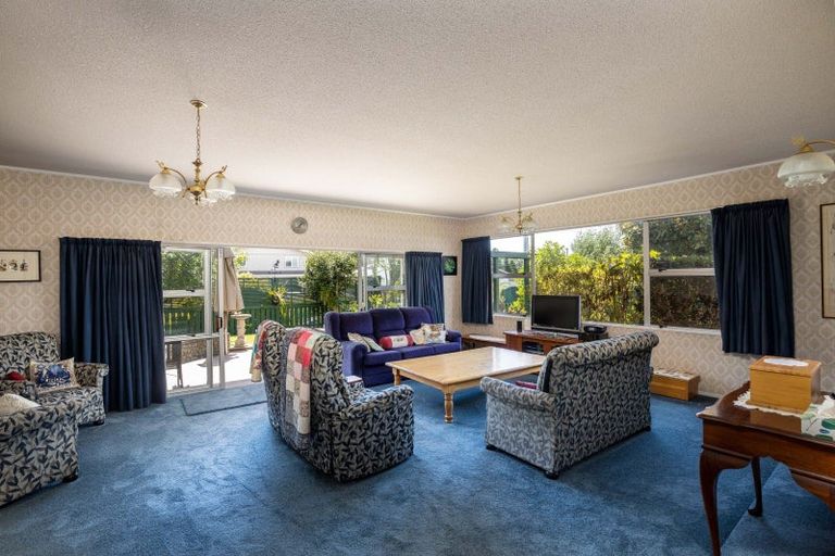 Photo of property in 4 Shortland Street, Lower Vogeltown, New Plymouth, 4310