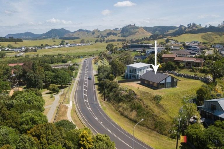 Photo of property in 93b Beach Road, Waihi Beach, 3611