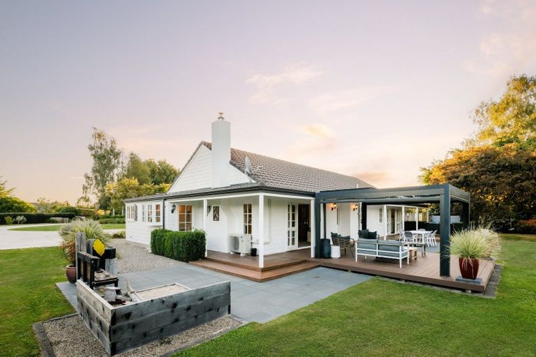 Photo of property in 16 Cowley Drive, Leamington, Cambridge, 3432