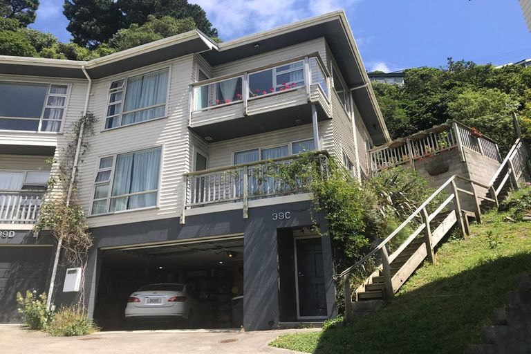 Photo of property in 39c Onslow Road, Khandallah, Wellington, 6035