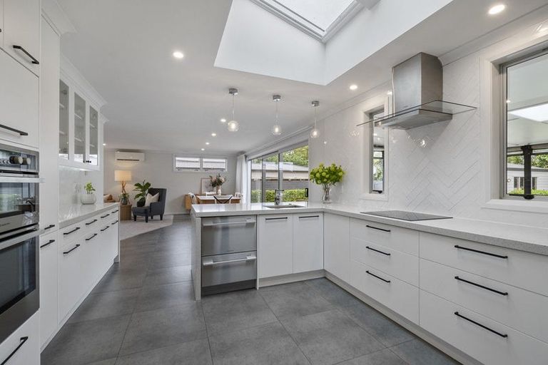 Photo of property in 467 Ruahine Street, Terrace End, Palmerston North, 4410