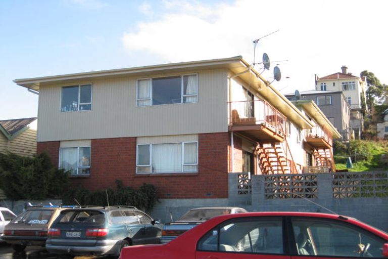 Photo of property in 98 Harbour Terrace, North Dunedin, Dunedin, 9016