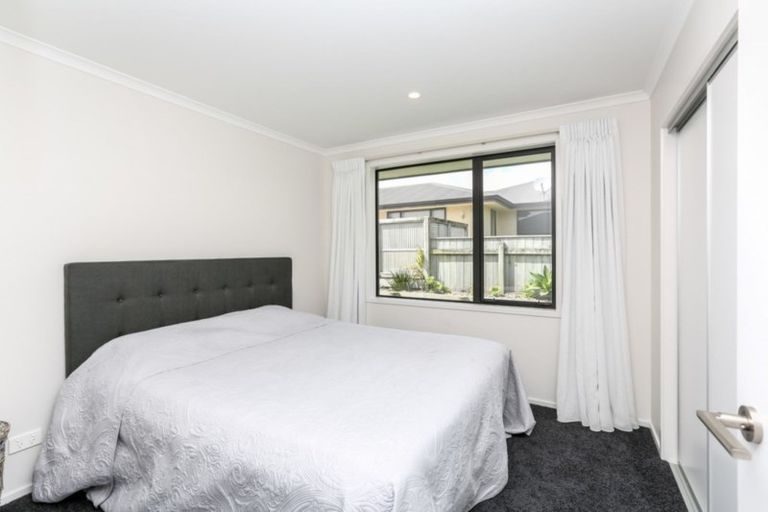 Photo of property in 3 Roy Johns Way, Bell Block, New Plymouth, 4312