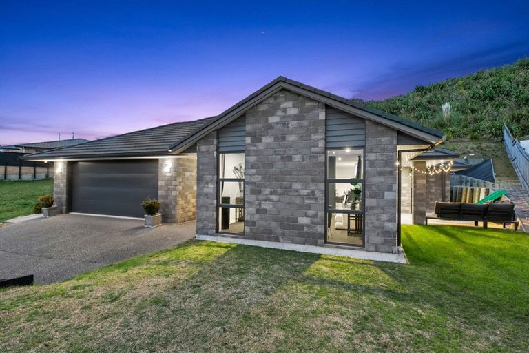 Photo of property in 9 Pumice Glade, Pyes Pa, Tauranga, 3112