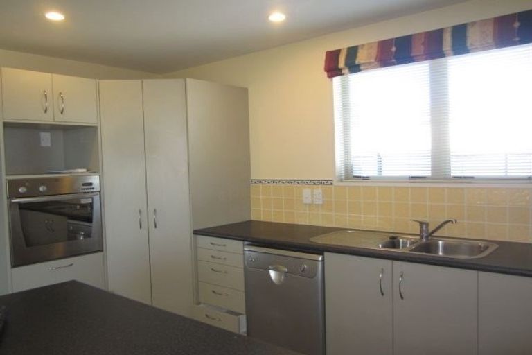 Photo of property in 41 Seymour Street, Hornby, Christchurch, 8042