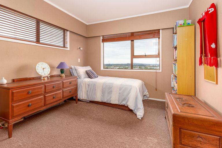 Photo of property in 170 Bombay Road, Bombay, 2675