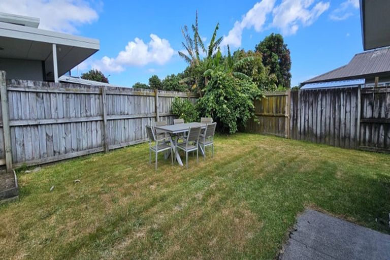 Photo of property in 17c Belray Place, Papamoa Beach, Papamoa, 3118