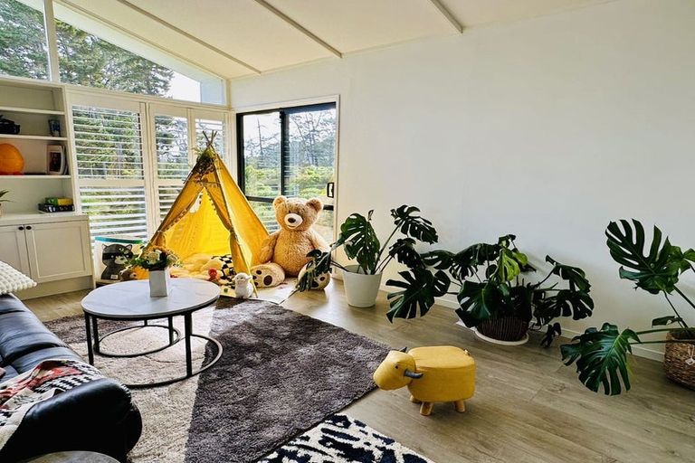 Photo of property in 43f Terry Smyth Drive, Kumeu, 0892