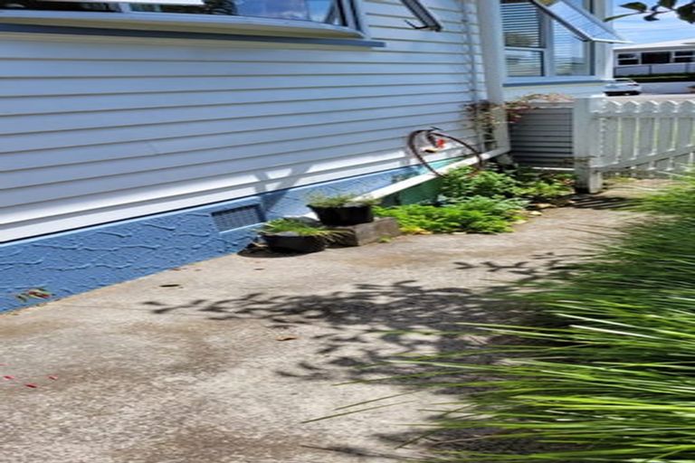 Photo of property in 7 Margaret Place, Merrilands, New Plymouth, 4312