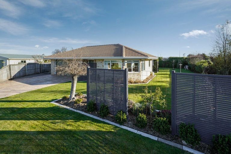 Photo of property in 48 Panckhurst Drive, Woodend, 7610