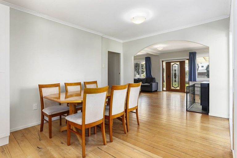 Photo of property in 43 Vipond Road, Stanmore Bay, Whangaparaoa, 0932