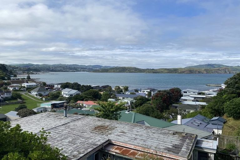 Photo of property in 13 Airlie Road, Plimmerton, Porirua, 5026