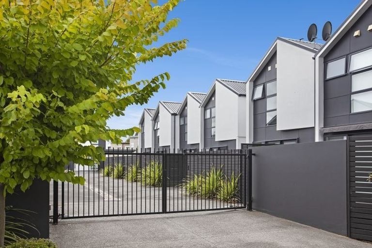 Photo of property in 15/259 Kilmore Street, Christchurch Central, Christchurch, 8011