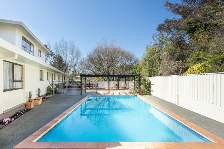 Photo of property in 90 Simla Avenue, Havelock North, 4130