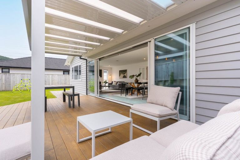 Photo of property in 119 Melksham Drive, Churton Park, Wellington, 6037