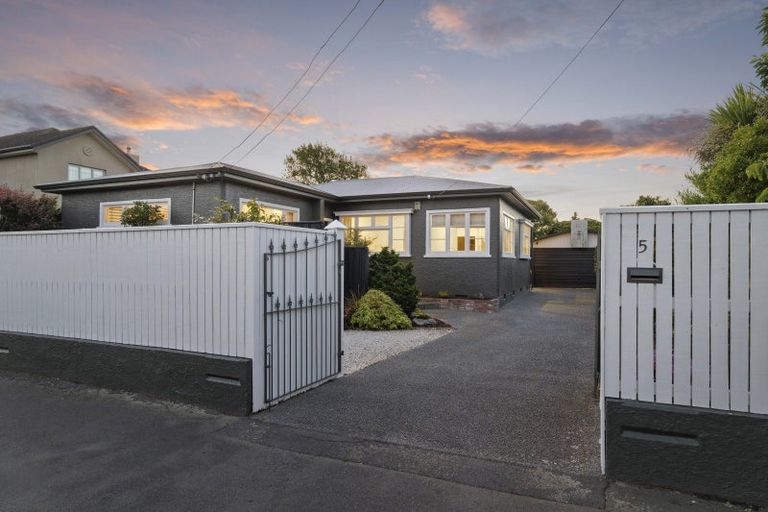 Photo of property in 5 Otara Street, Ilam, Christchurch, 8053