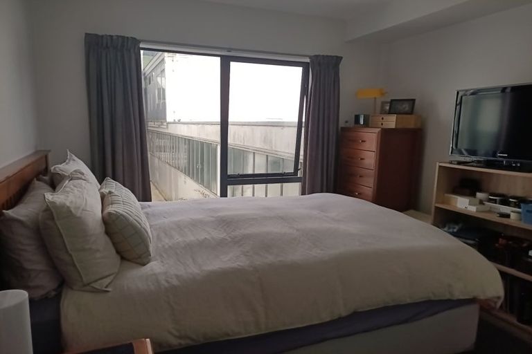 Photo of property in 3/232 Main Road, Tawa, Wellington, 5028