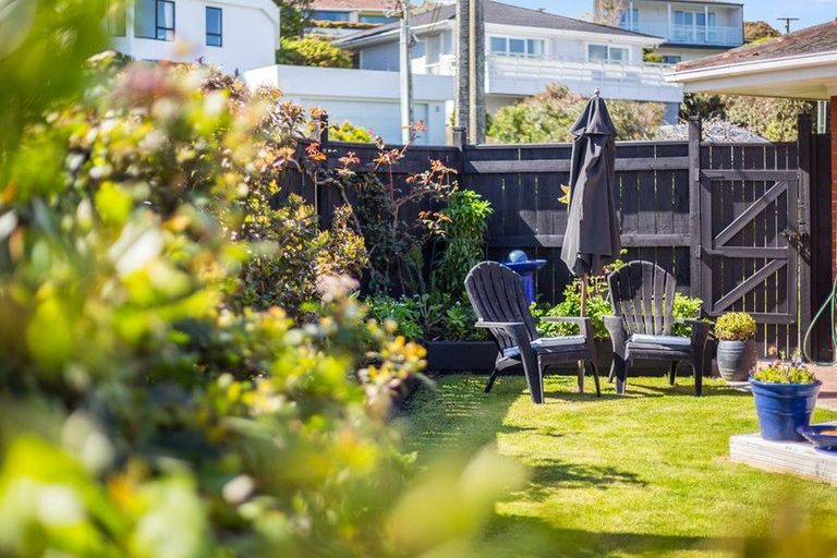 Photo of property in 12 Webber Street, Paraparaumu Beach, Paraparaumu, 5032