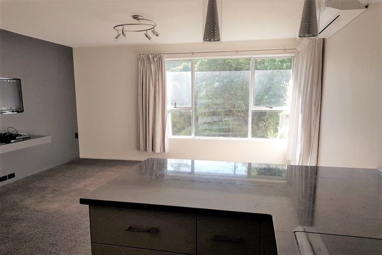 Photo of property in 2/16 John Street, Titahi Bay, Porirua, 5022