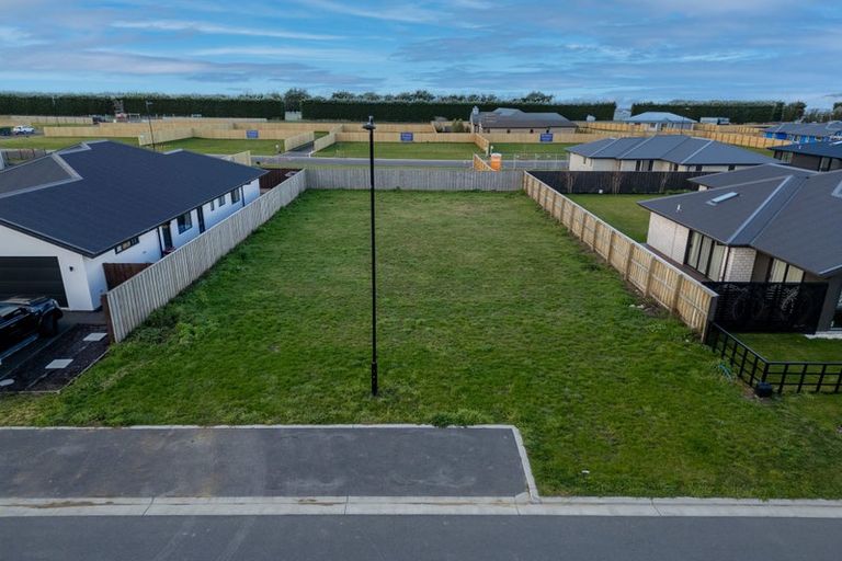 Photo of property in 31 Te Kanawa Lane, Rolleston, 7615