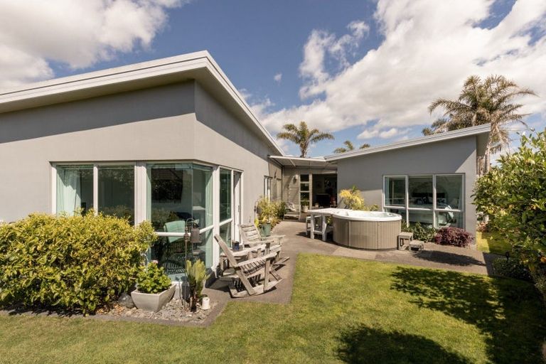 Photo of property in 6 Monticello Key, Papamoa Beach, Papamoa, 3118