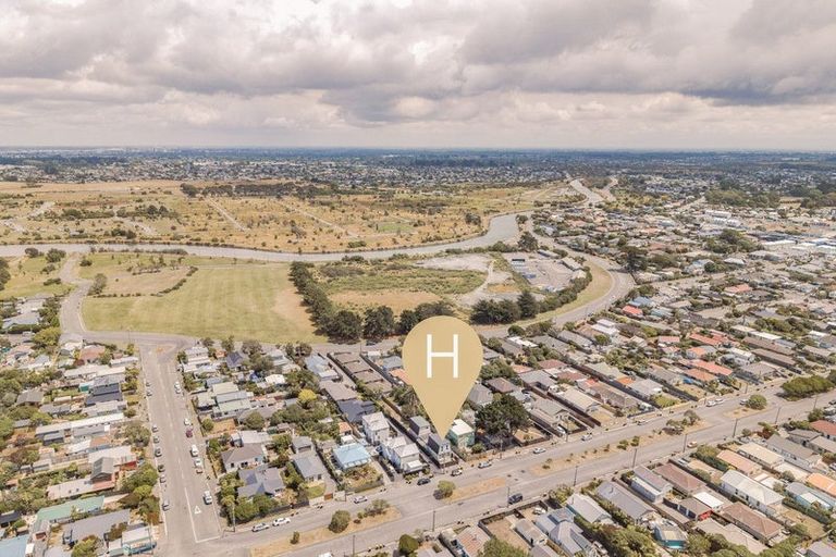 Photo of property in 1/114 Oram Avenue, New Brighton, Christchurch, 8061