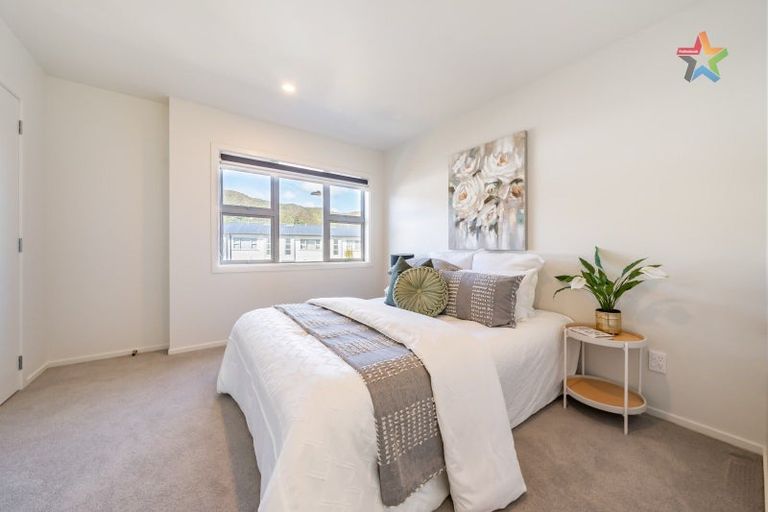 Photo of property in 17 Mcgrath Way, Taita, Lower Hutt, 5011