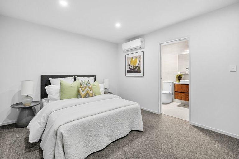 Photo of property in 4c Fowler Street, Northcote, Auckland, 0627