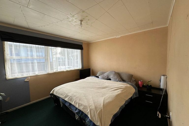 Photo of property in 49 Hume Street, Waitara, 4320