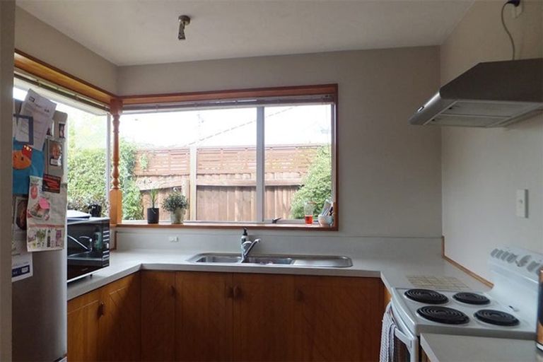 Photo of property in 1/5 Tuscany Place, Beckenham, Christchurch, 8023