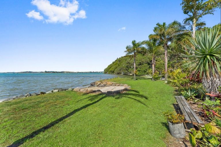 Photo of property in 465 Leigh Road, Whangateau, 0985