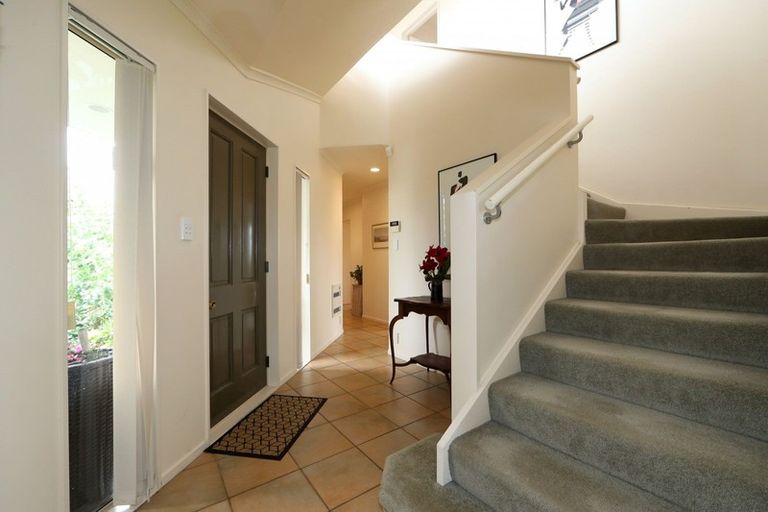 Photo of property in 2/6 Scannell Street, Havelock North, 4130