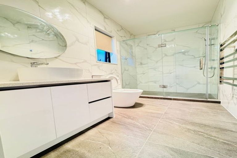 Photo of property in 13 Hing Street, Flat Bush, Auckland, 2019