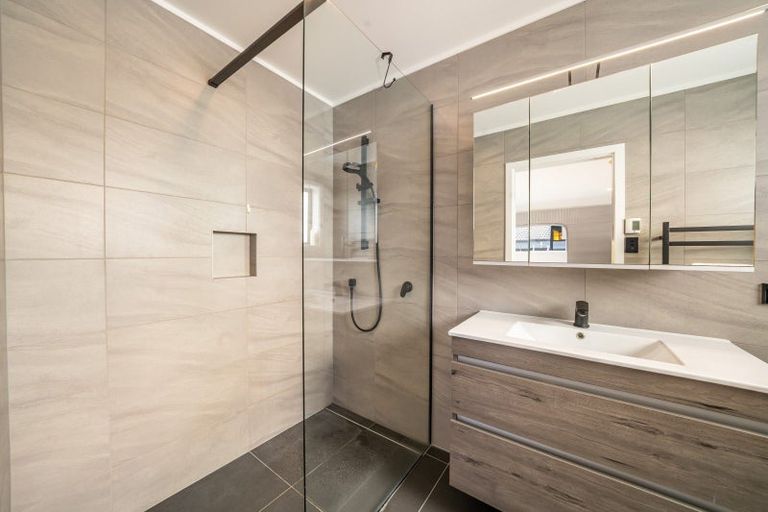 Photo of property in 20 Kerrigan Crescent, Wallaceville, Upper Hutt, 5018