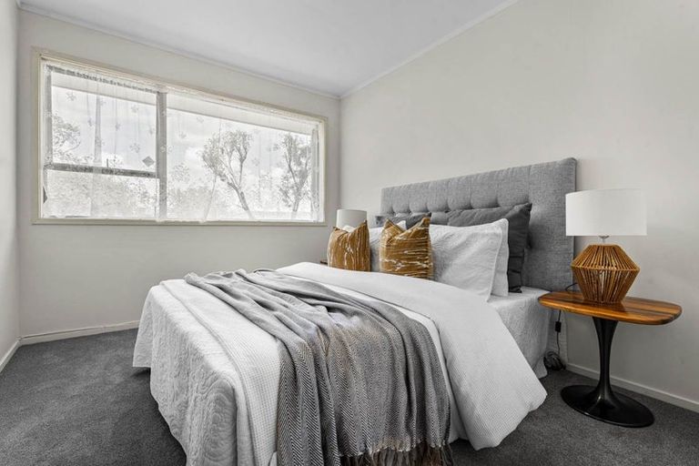 Photo of property in 3 Cheam Place, Pakuranga Heights, Auckland, 2010