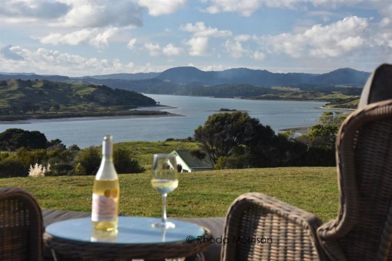 Photo of property in 173 Rangiora Road, Kaiwaka, 0573