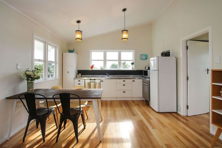 Photo of property in 17a Keven Road, Clarks Beach, Pukekohe, 2679