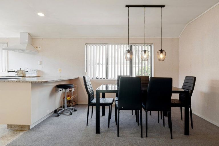 Photo of property in 20b Morrow Avenue, St Andrews, Hamilton, 3200