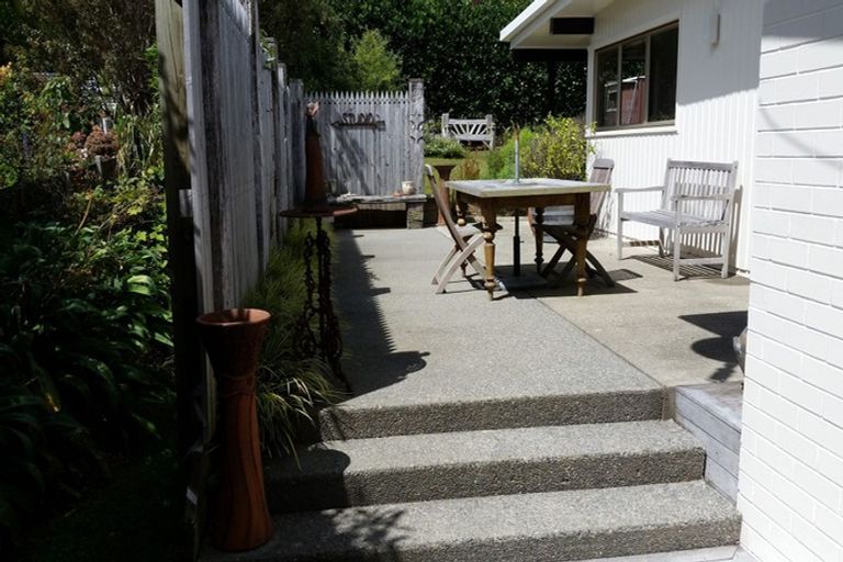 Photo of property in 47 Seddon Street, Waikanae, 5036