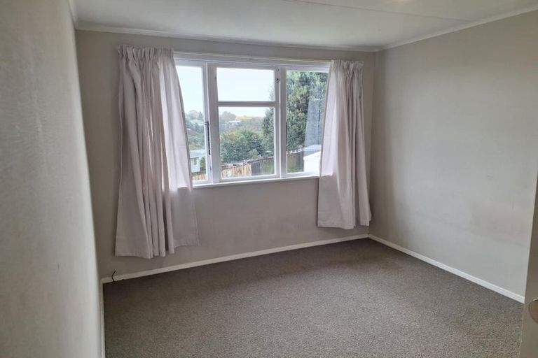 Photo of property in 33 Henderson Crescent, Parkvale, Tauranga, 3112