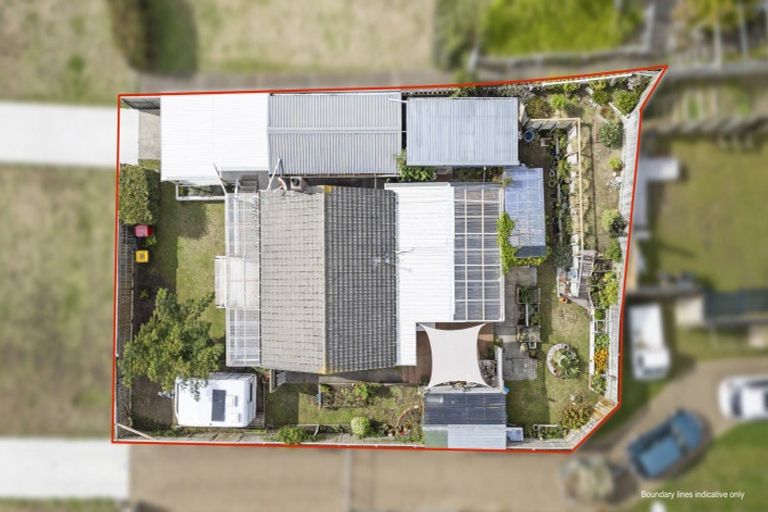 Photo of property in 12 Union Street, Foxton, 4814