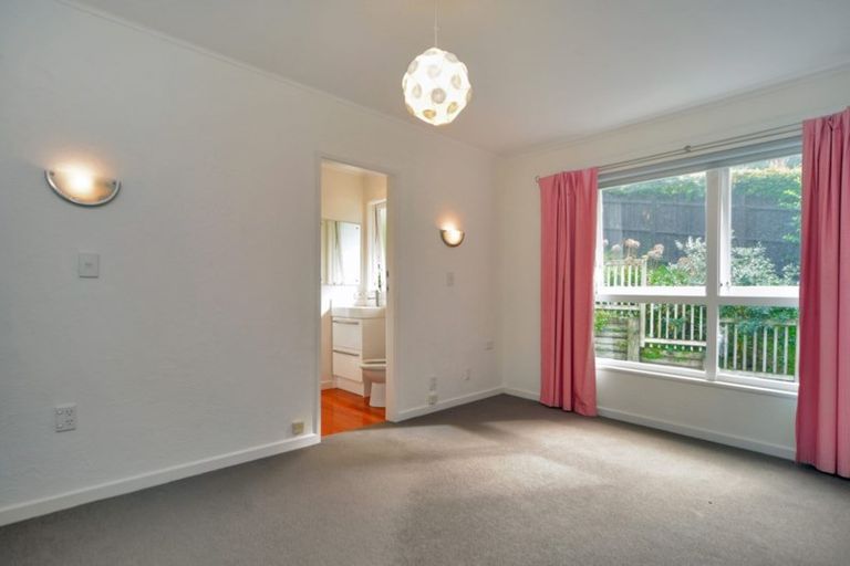Photo of property in 11 Judges Bay Road, Parnell, Auckland, 1052