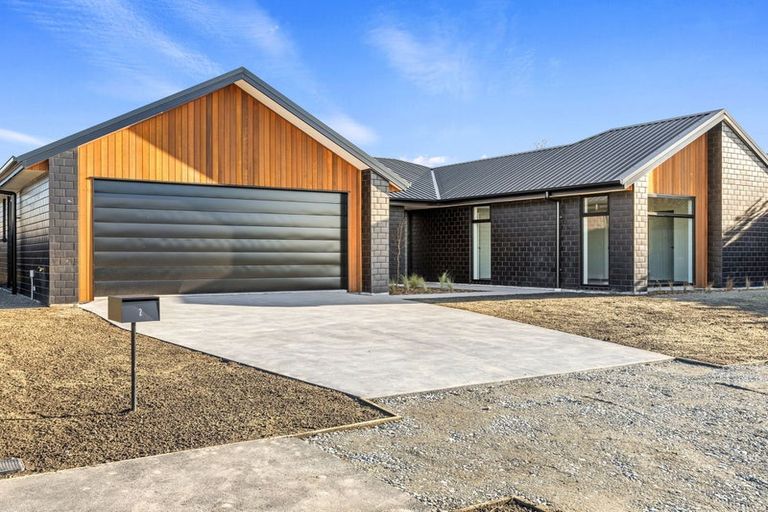 Photo of property in 2 Kahurangi Road, Halswell, 8025