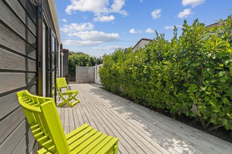 Photo of property in 5 Weiti Road, Orewa, 0931