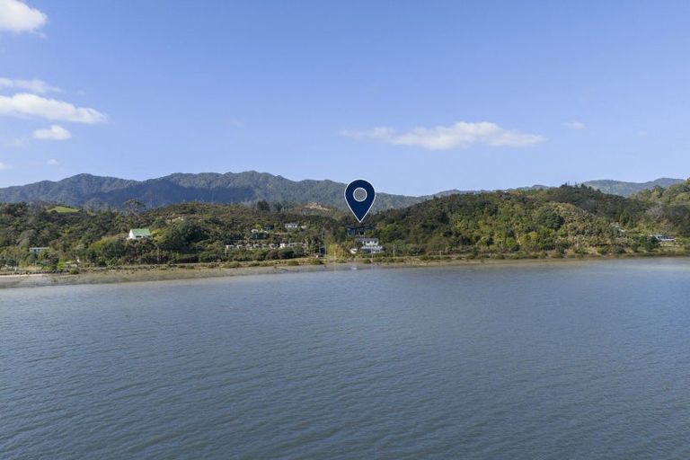 Photo of property in 90 Harbour View Road, Coromandel, 3581