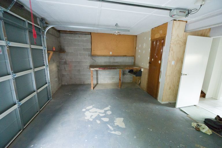 Photo of property in 287 Shakespeare Street, Leamington, Cambridge, 3432