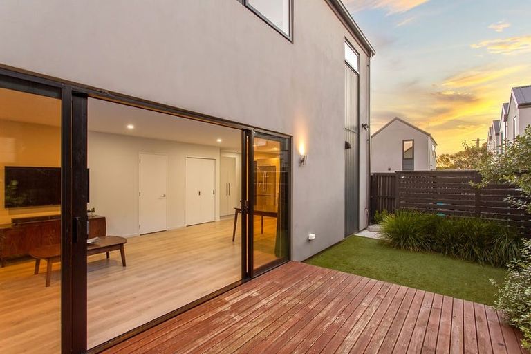 Photo of property in 6/64 Brockworth Place, Riccarton, Christchurch, 8011