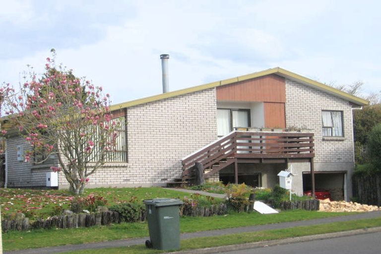 Photo of property in 11 Hodgkins Street, Pukehangi, Rotorua, 3015