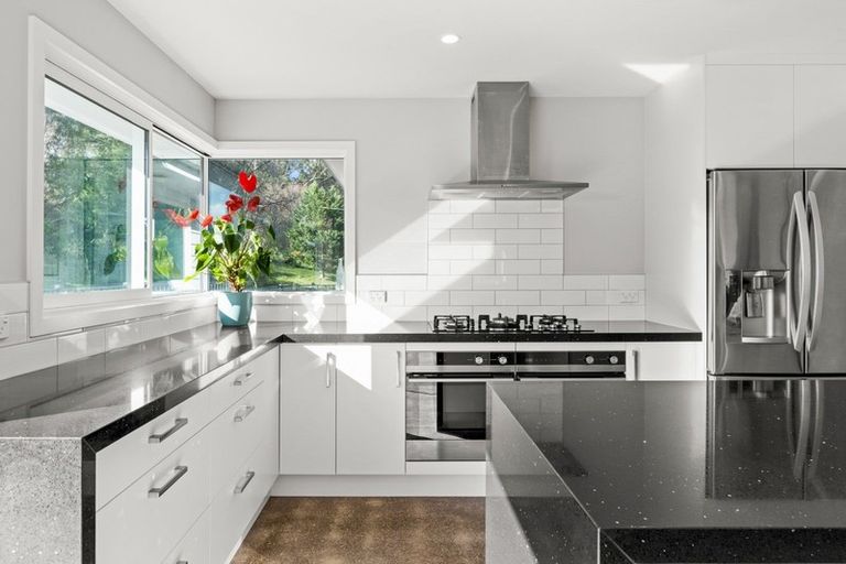 Photo of property in 8 Rochfort Road, Havelock North, 4130