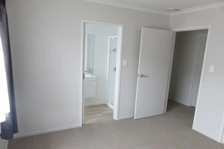 Photo of property in 2/24 Lorne Street, Melville, Hamilton, 3206